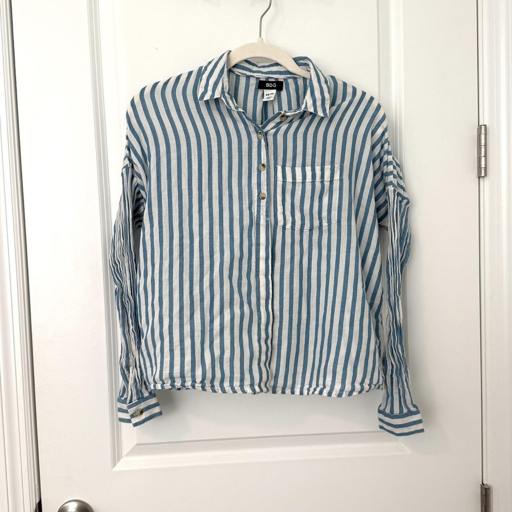 BDG Blue and White Striped Casual Button-Up Shirt